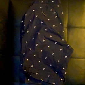 Palm tree cargo shorts